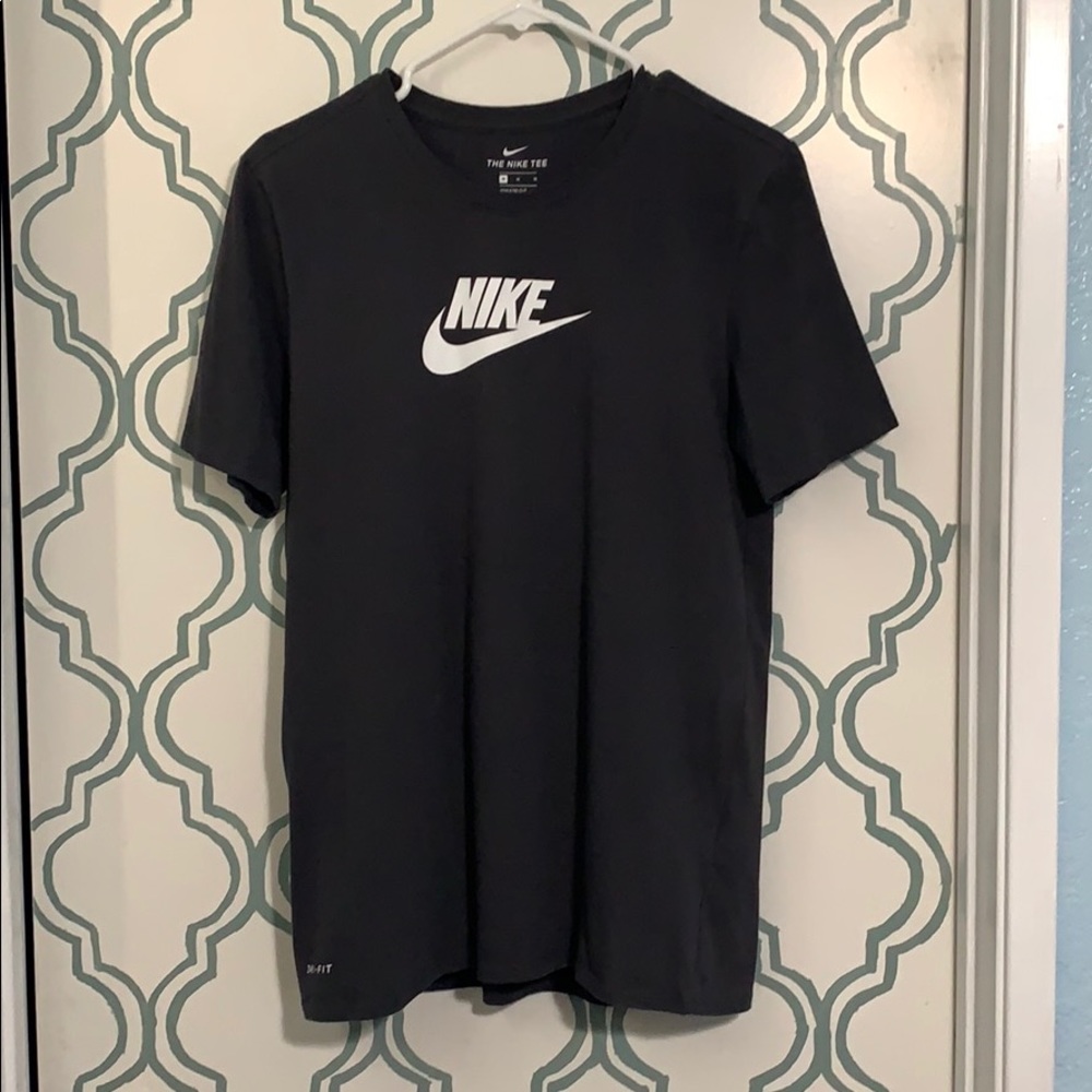 COPY - Nike Shirt